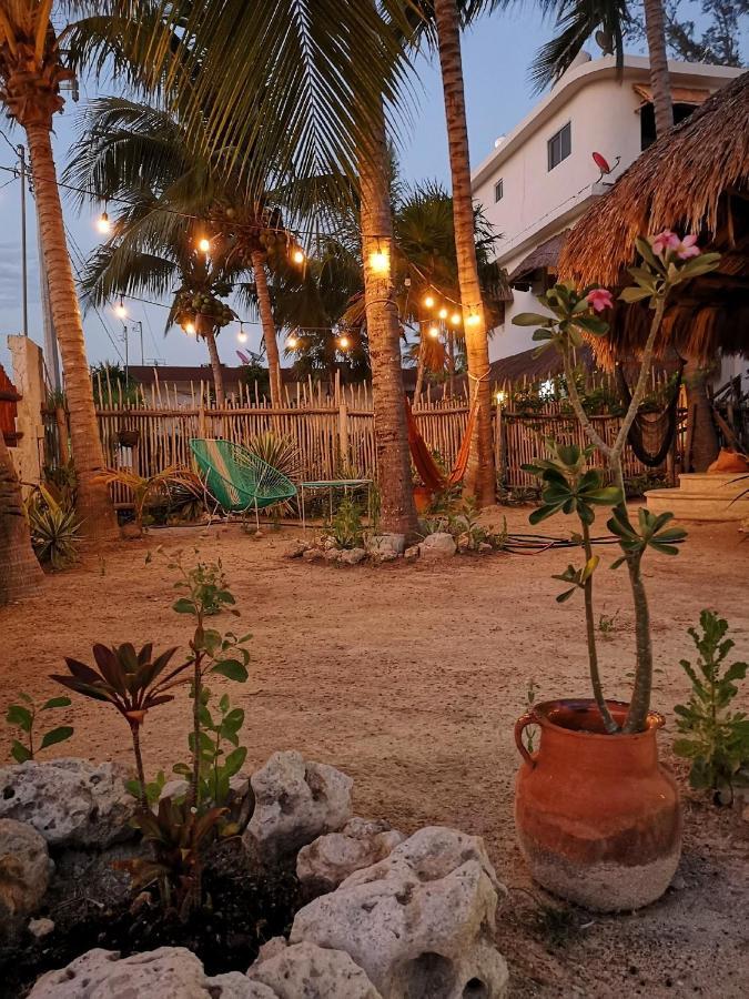 Casa Cacahuate Holbox-Casa Entera Con Jardin-Whole House With Garden Villa Exterior photo